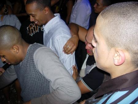 Dimanche 31/12/06 soir�e priv�e sur le bateaux bb antilles avec Cap's fashion (avec dj lerby & dj mikey)