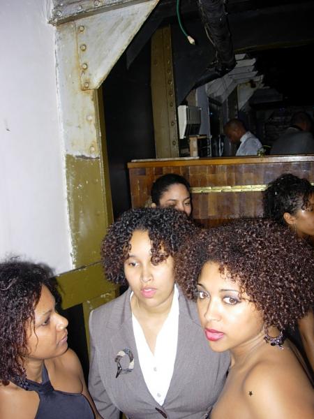 Dimanche 31/12/06 soir�e priv�e sur le bateaux bb antilles avec Cap's fashion (avec dj lerby & dj mikey)