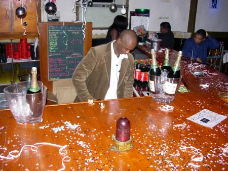 Dimanche 31/12/06 soir�e priv�e sur le bateaux bb antilles avec Cap's fashion (avec dj lerby & dj mikey)