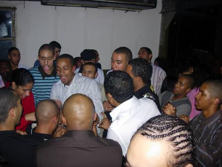 Dimanche 31/12/06 soir�e priv�e sur le bateaux bb antilles avec Cap's fashion (avec dj lerby & dj mikey)