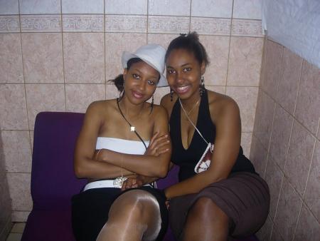 cap's fashion present mika ( linda bo � )