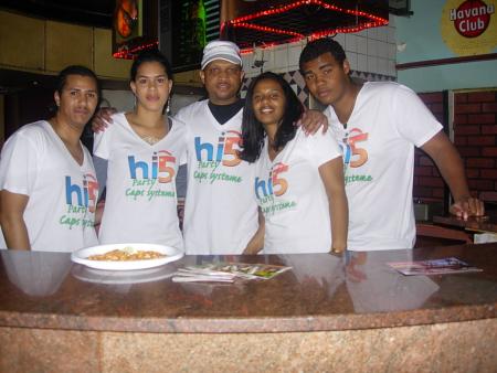 hi5 party caps systeme