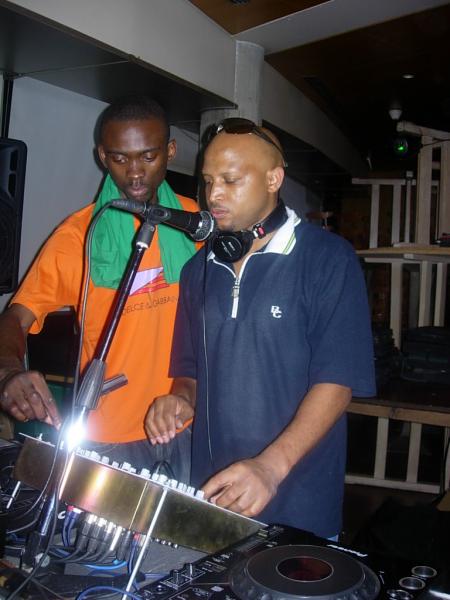 STADE CHARLETY SOIREE RETRO 80 A 2006